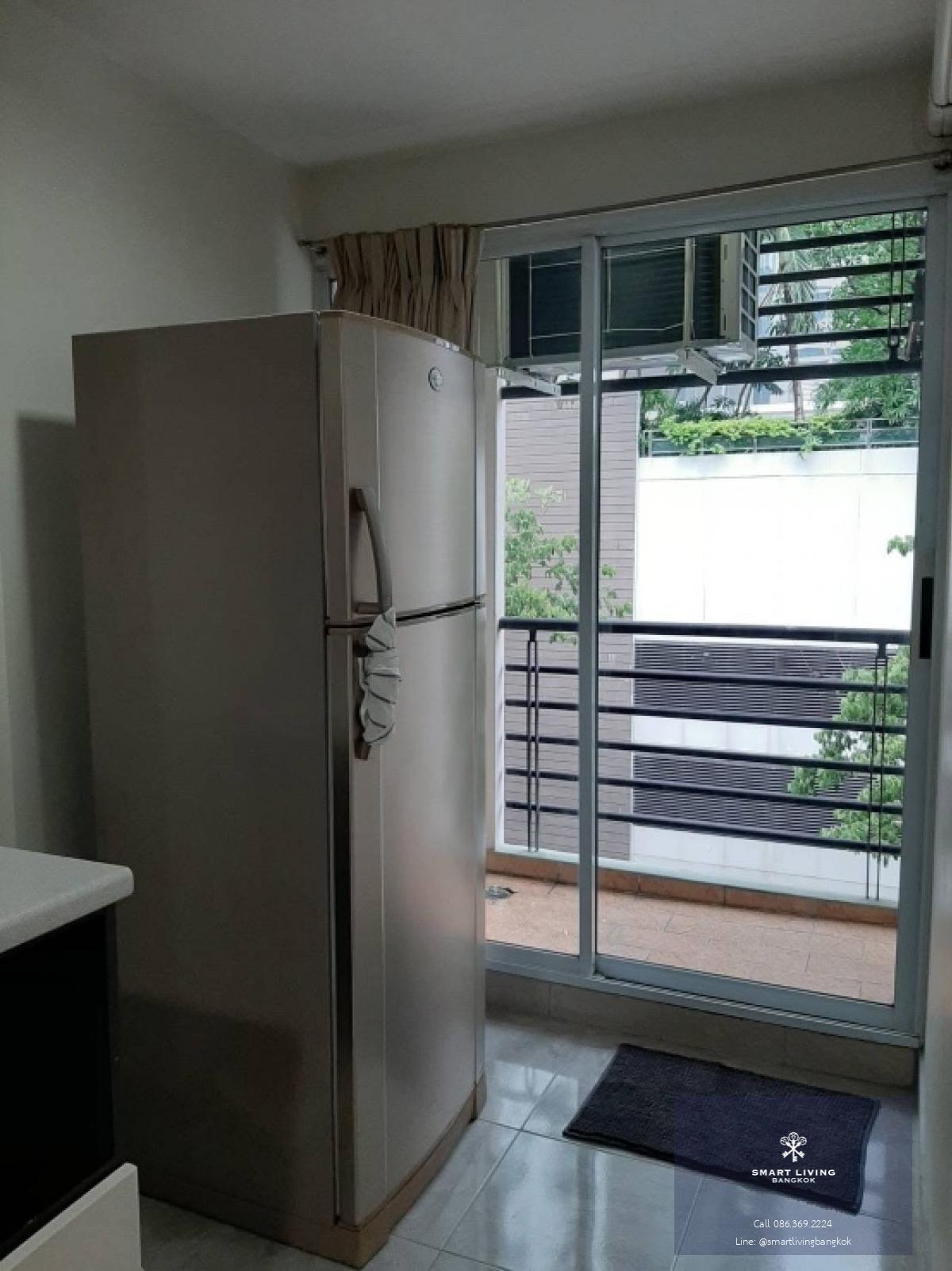 📢👇Reasonable and worth price for living or investing. Corner unit at Lumpini Suite Sukhumvit 41 located in Emdistrict, unblocked view