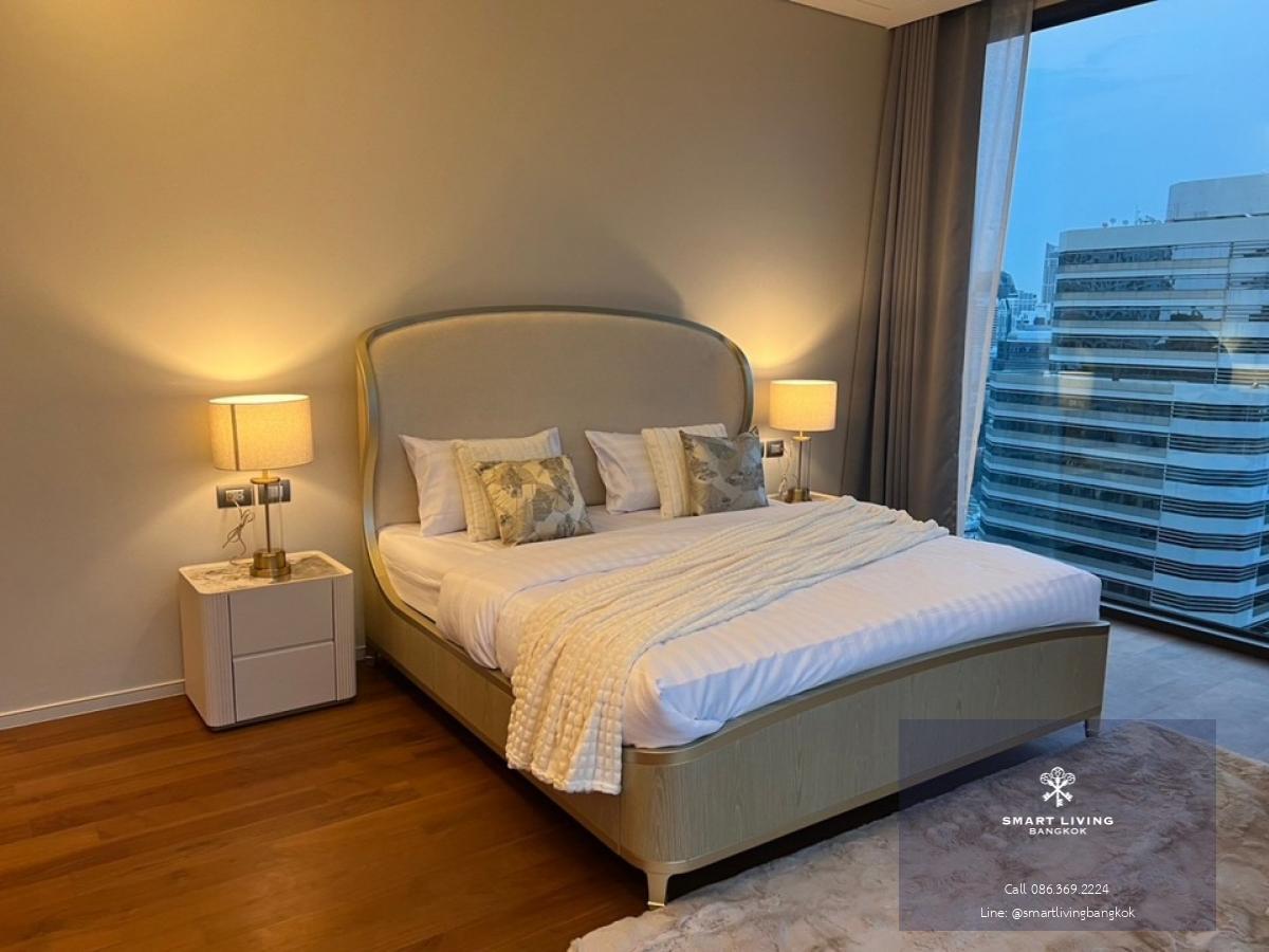 📢👇Hurry book this special unit now!!Super rare item at The Residences at Sindhorn Kempinski, 2 combine units, 5 beds, nice modern luxury with Lumpini park and city view, next to Velaa Community mall