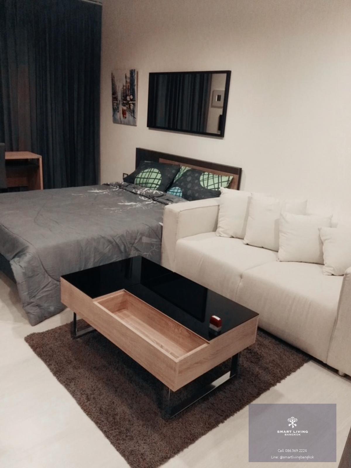 ✨ 👍For sale with tenant contract til March 25
 Good deal and worth price for living or investing this project located on the main road which is connect to Rama 4 ,Ekamai, Phetchaburi Road. Surrounded with many shopping malls and restaurants