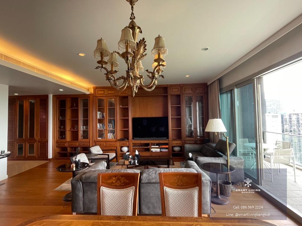 For rent!!  185 Rajadamri 3 bedrooms on high floor woth big living room and 2 kitchens plus maid room.  Large balcony with panorama view to sport club