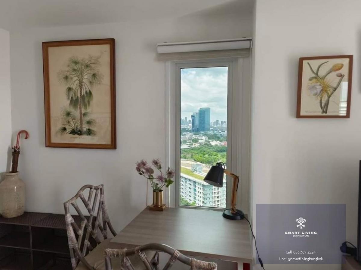 Urgent Sell in very good price, good for living or investing , condo in CBD area Ratchada Huai kwang , Rama 9, price was 3.3 mb but now only 2.89 mb