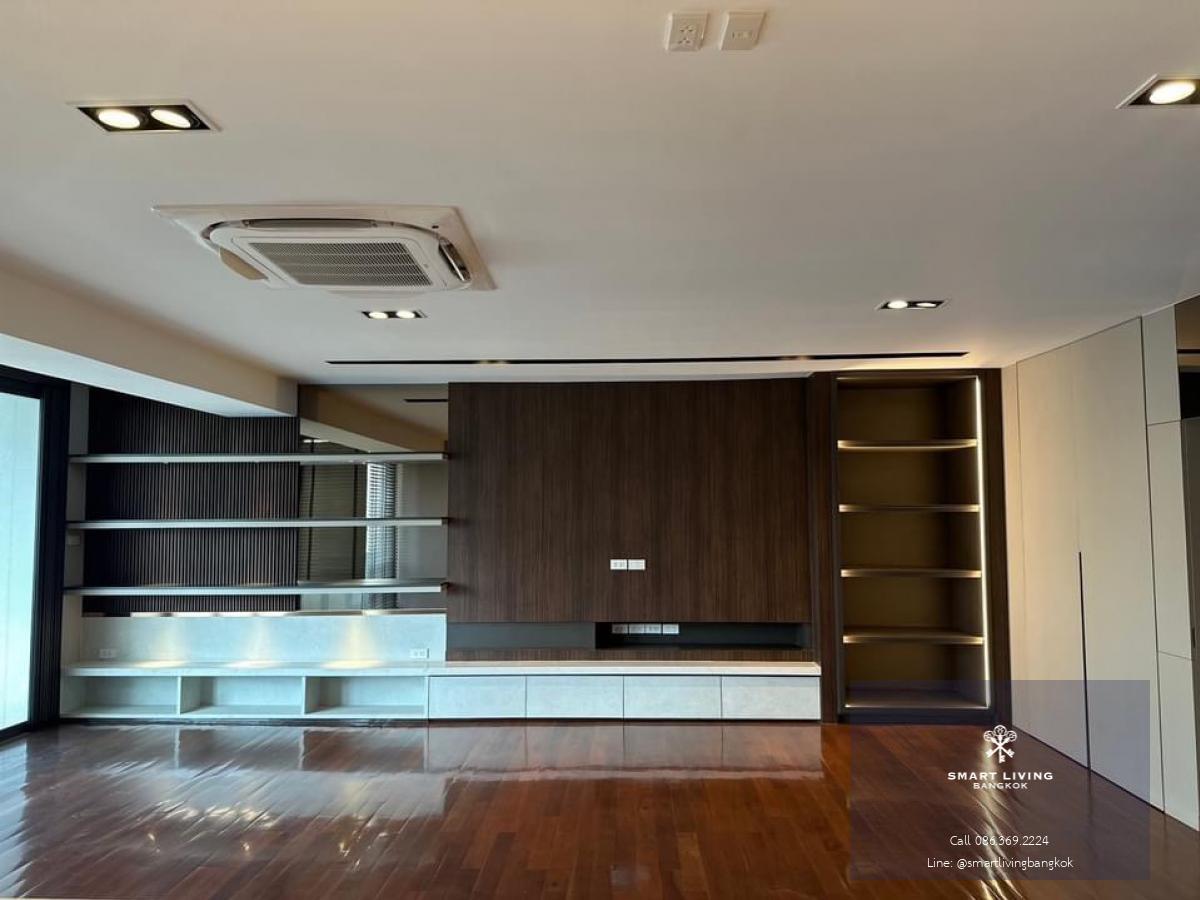 📢👇Newly renovated Penthouse at Ploenchit Terrace for sale, big balcony , located  near Central World, Central Embassy, Central Chidlom, express way