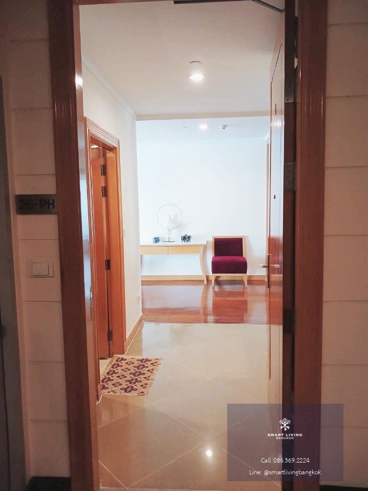 For Rent 4Bedroom huge unit behind Emphere near phromphong ready to move in