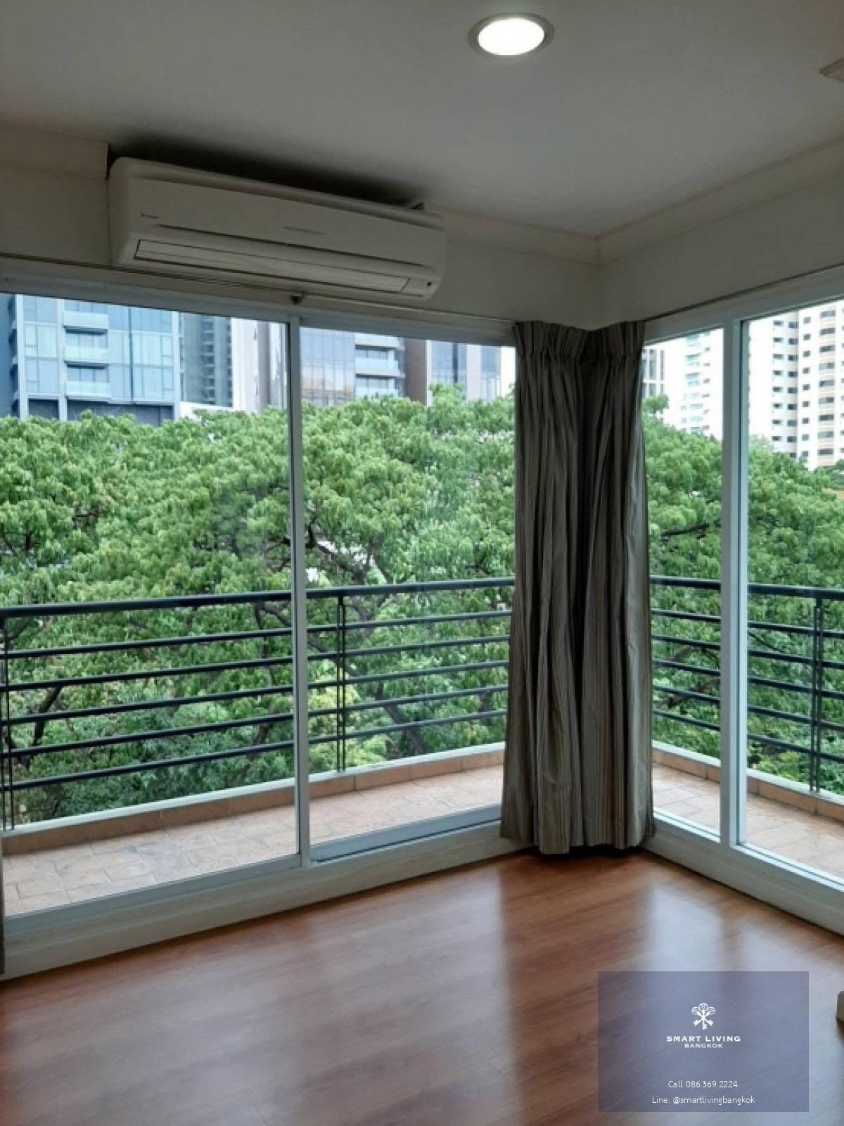 📢👇Reasonable and worth price for living or investing. Corner unit at Lumpini Suite Sukhumvit 41 located in Emdistrict, unblocked view