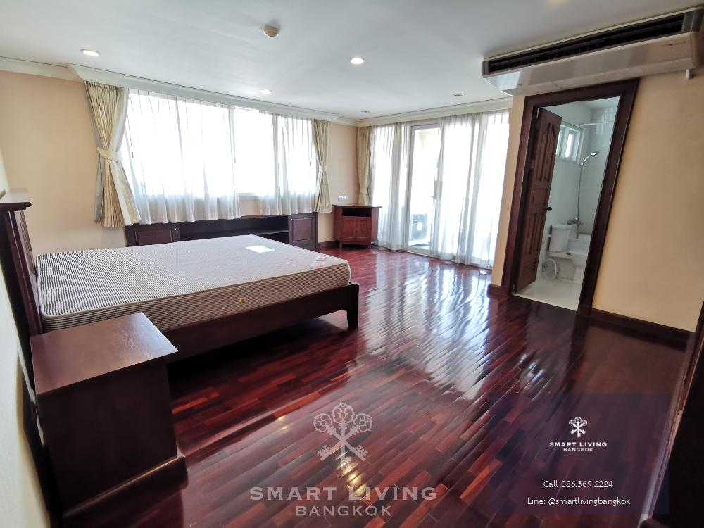 Duplex Penthouse 4bed, 5 min. walk to BTS Ploenchit, only @80K!