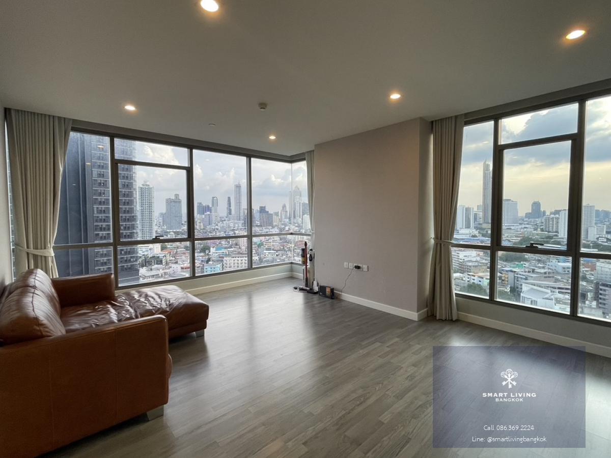 📢👇The biggest size of 2 beds, corner unit, unblocked and clear huge view of city , Chaopraya river and Icon Siam, near China town, Chulalongkorn university