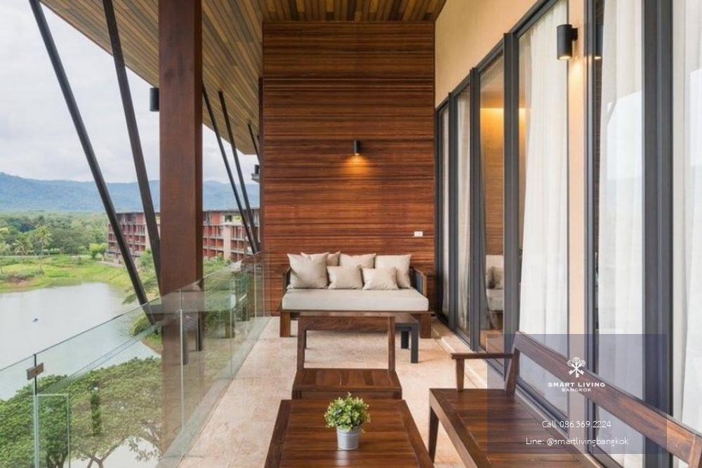 📢👇Penthouse at Luxury lake-side condominium , not far from BKK (Khaoyai )natural place, nice weather all through the year. This penthouse is with a private pool and jacuzzi , nice fully furnished and decoration.