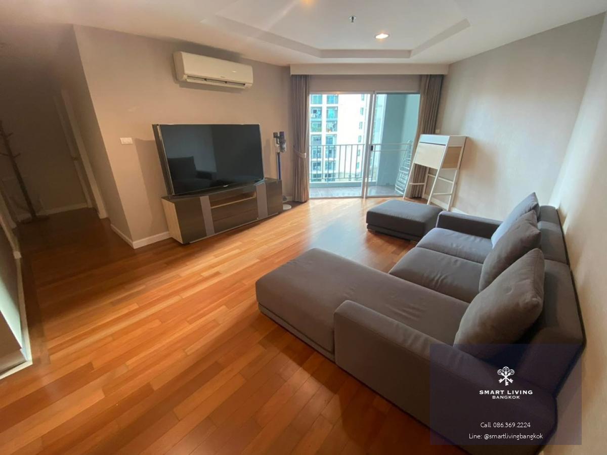 📢👇 Sell with tenant til March 25
Grab or gone!! Belle Grand Rama9 one of the most highly demand for Expat, worth for investment place in Rama 9 with good price, good location , fully funished, only about 5 mins walk to MRT Rama 9, Central Plaza, G Tower.