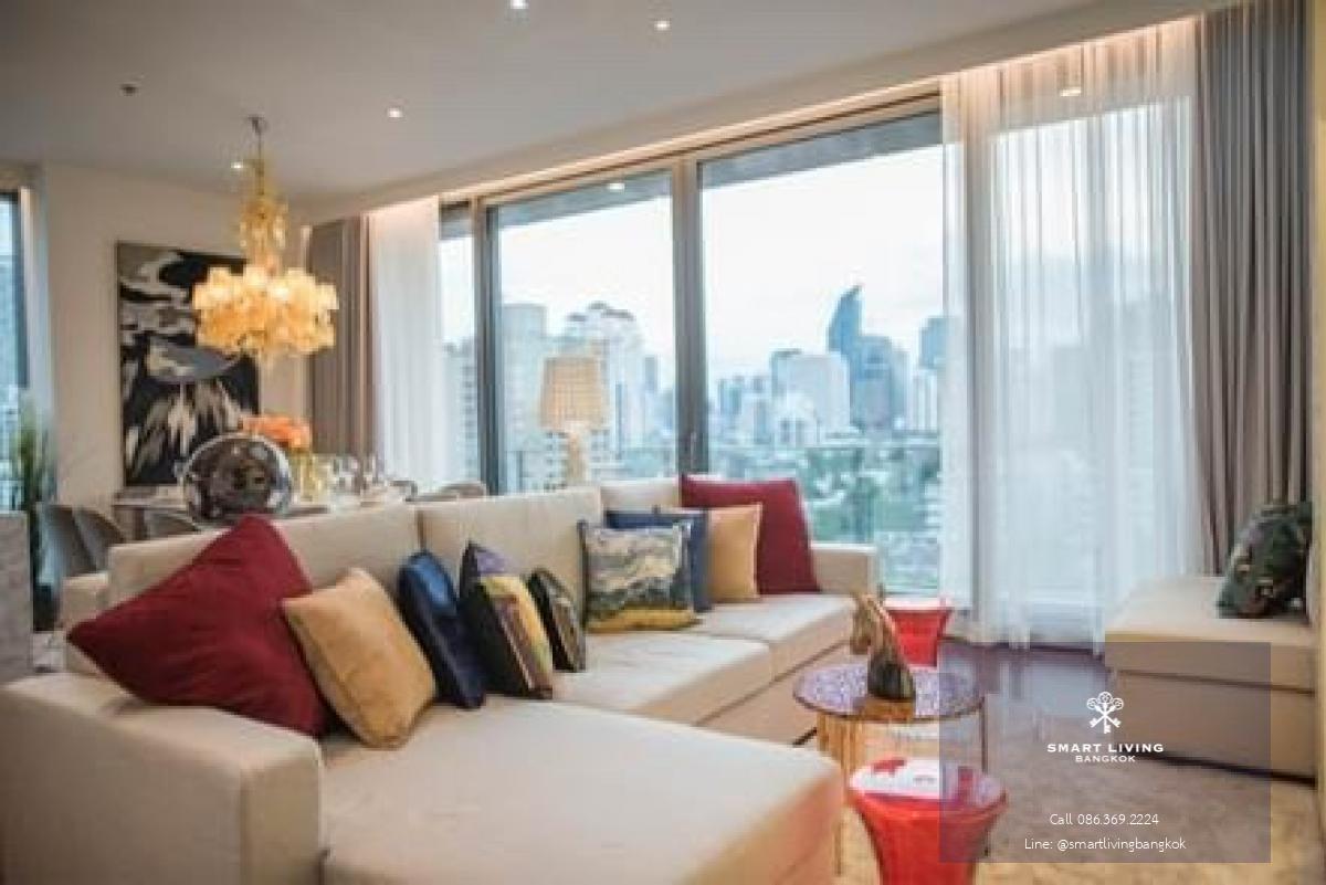 📢👇 WOWWWWWWow! Luxury condo in Thonglor.Wow! Fully decorated by Starck’s design.Wow! Big living room, long balcony city viewWow! Good price