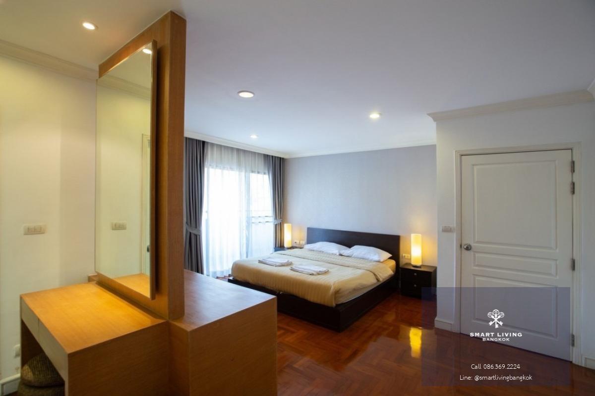 📢👇Newly renovated big size unit, petfriendly no size limit  , big balcony, Located at Sukhumvit 31, near Em district