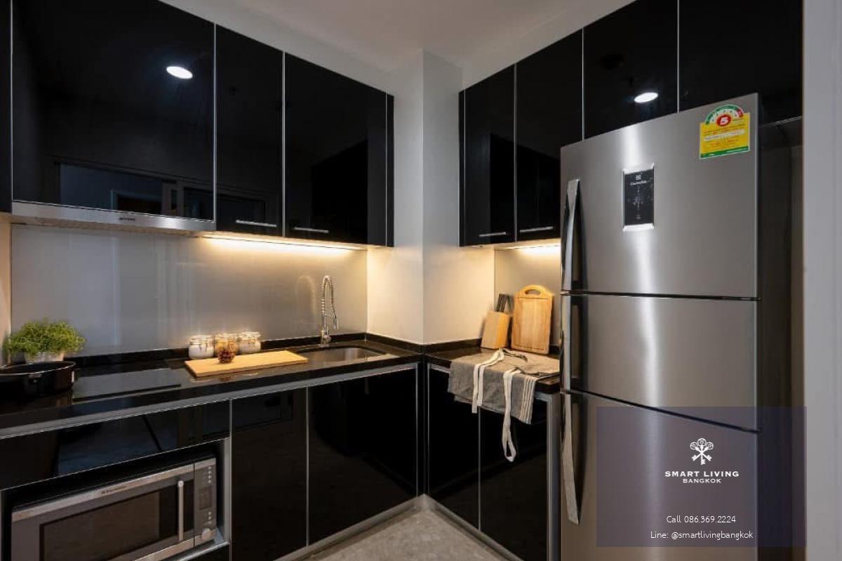 📢👇 Rare item, best deal for 2 bedrooms duplex  , good price nice place to live in Thonglor, with a spacious balcony with the stunning panoramic view of city, nice modern decoration , only few steps to BTS