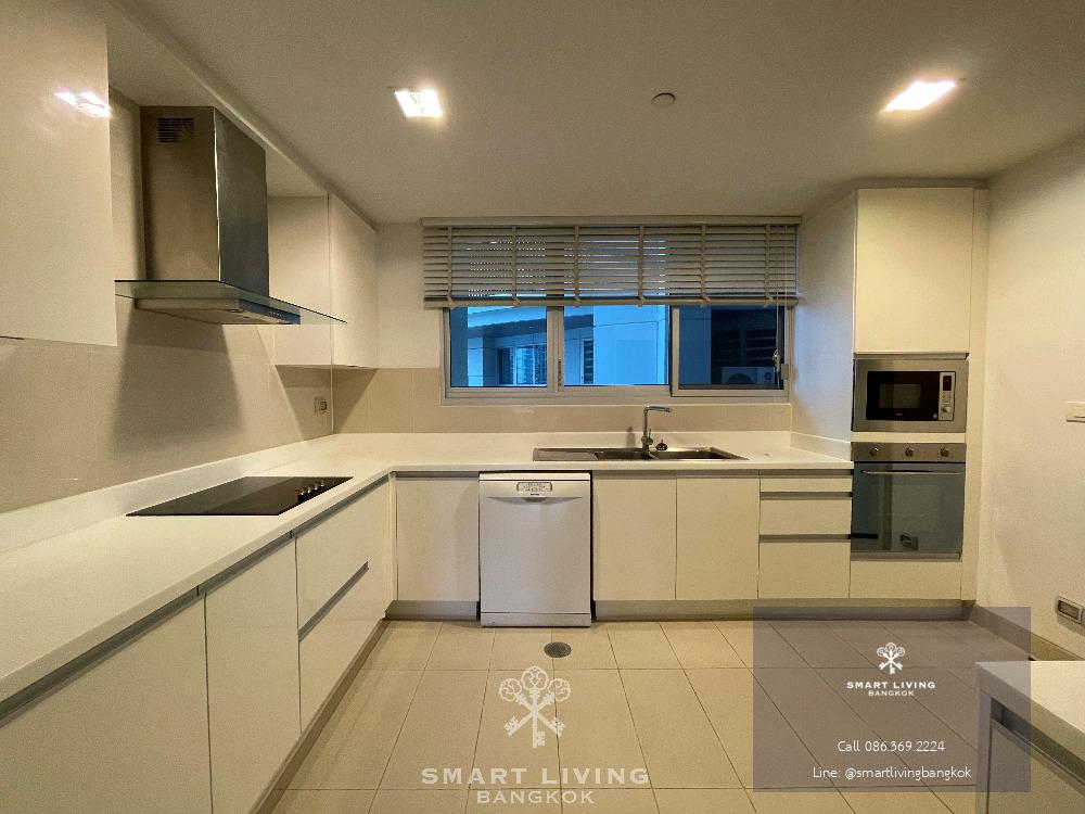 Huge space 3bed with fully equipped appliances, near BTS Asoke, only @105K!