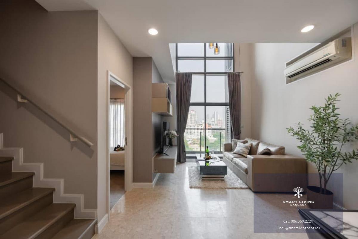 📢👇 Rare item, best deal for 2 bedrooms duplex  , good price nice place to live in Thonglor, with a spacious balcony with the stunning panoramic view of city, nice modern decoration , only few steps to BTS