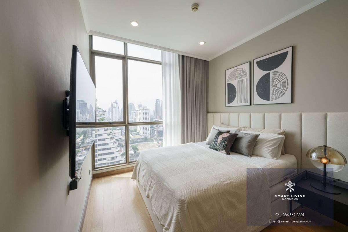 📢👇Living in the center of Bangkok, close to Em district: Emporium, EmQuartier, Emsphere, IKEA. 2 bedrooms corner unit near BTS Phromphong, unblocked view