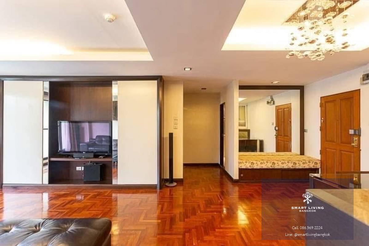 📢👇 Newly renovated low rise condo,combine unit, quiet & peaceful place to live or invest as located in good area near ONE Bangkok , easily traveling in many routes