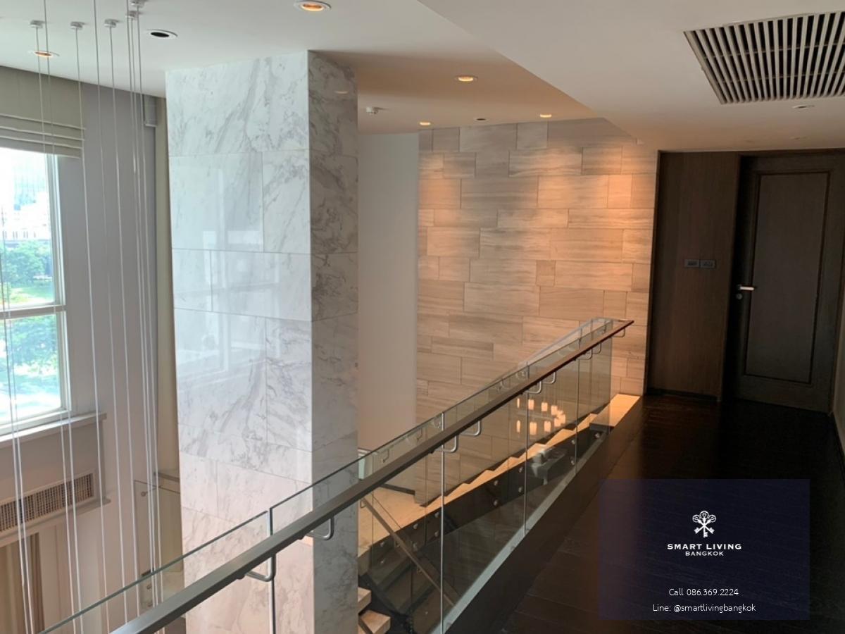 📢👇 Rare item 3 beds Duplex to live  with family in Em district, 3 beds at the Crest Sukhumvit 24, fully furnished, ready to move in
❌no pet❌no smoke