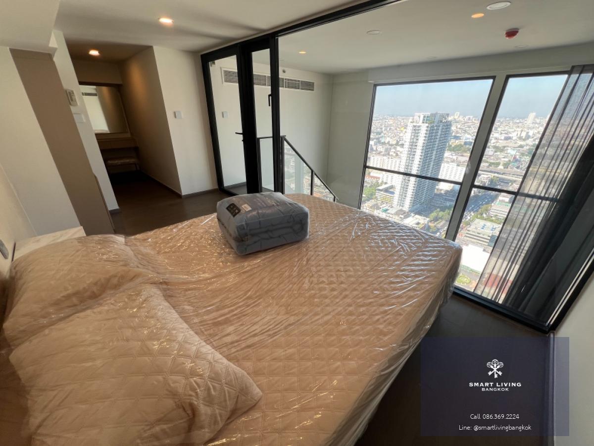 📢👇Grab or gone. One of the good location in BKK, near Shopping center such as Siam square, MBK mall, Platinum, and also near University and schools. Fully nice furnished, unblocked view at Park Origin Ratchathewi