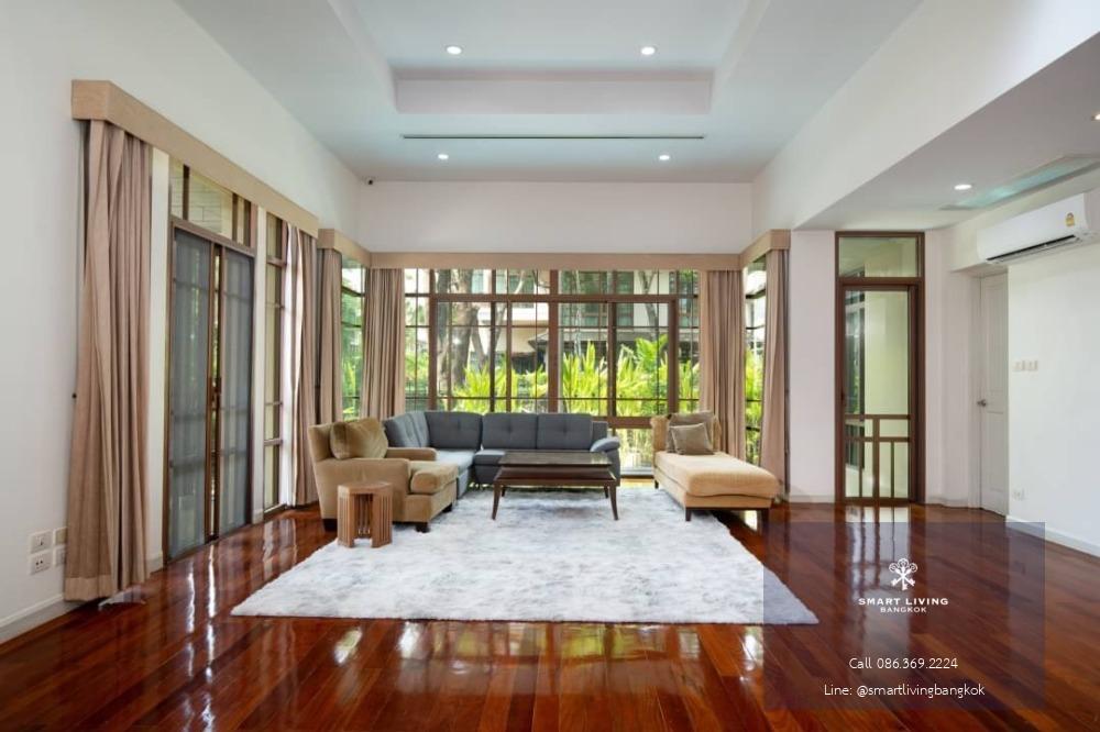 Luxury corner unit house with private pool and Jacuzzi for rent / sale in nice quiet and shady village with good security in the heart of BKK near St.Andrews International School Bangkok, Bangkok Adventist International