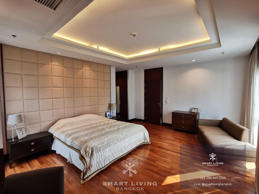 Huge 3 beds 230 sqm, walk to Lumpini Park only @120K