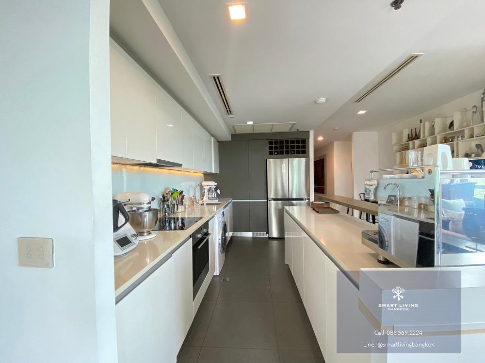 🔥Best price Duplex Penthouse for sale at The River Condominium 2xx,xxx / sq.m with luxury furniture and decoration 📢 Exclusive view facing Chao phraya river near iconsiam. Ready to visit and move in Tel. 086-369-2224