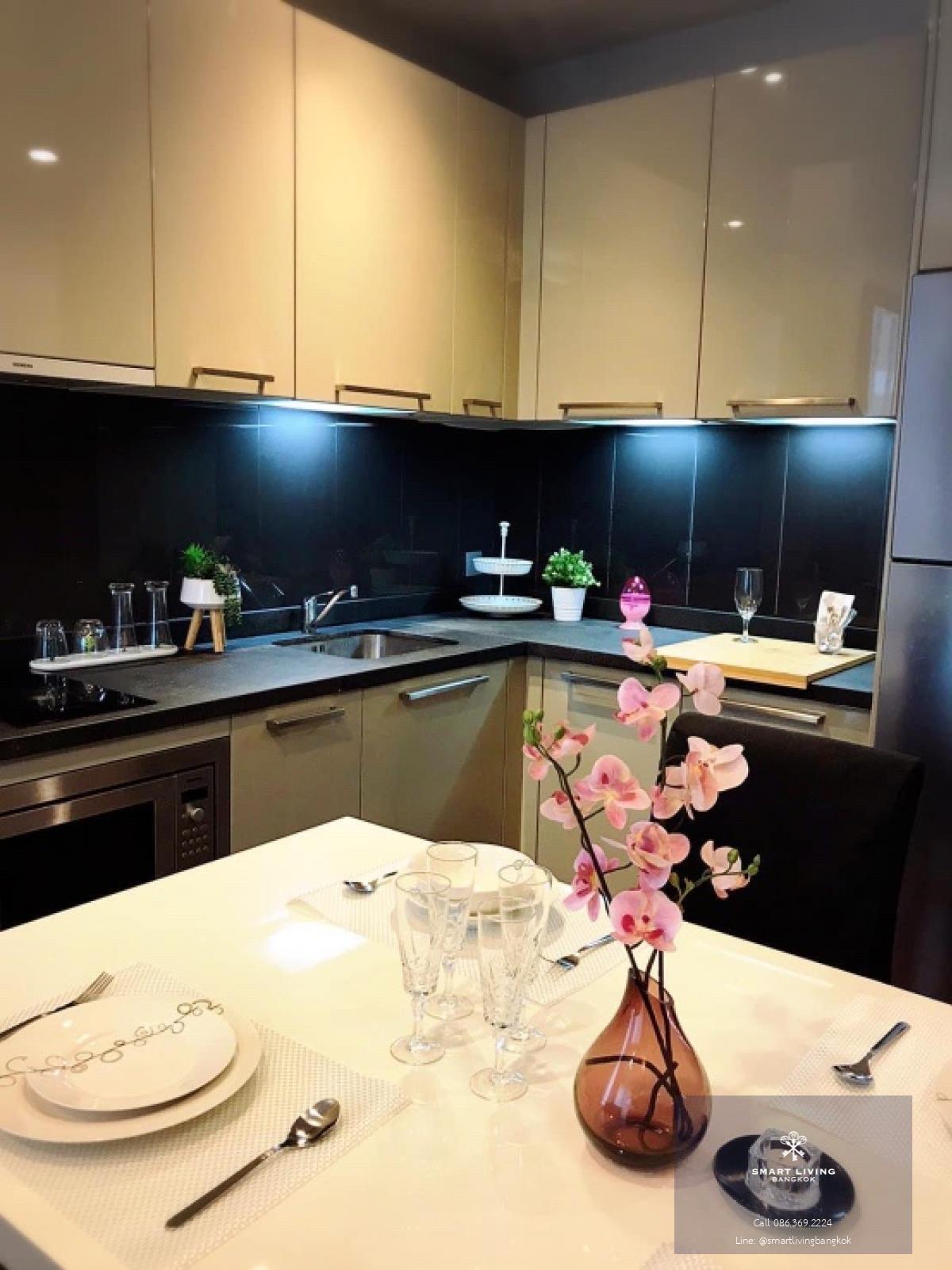 📢👇One of luxury condo Quattro By Sansiri , on the main street of Thonglor, surrounded by many popular restaurants and coffee shops (J Avenue and Foodland only 200 meters)