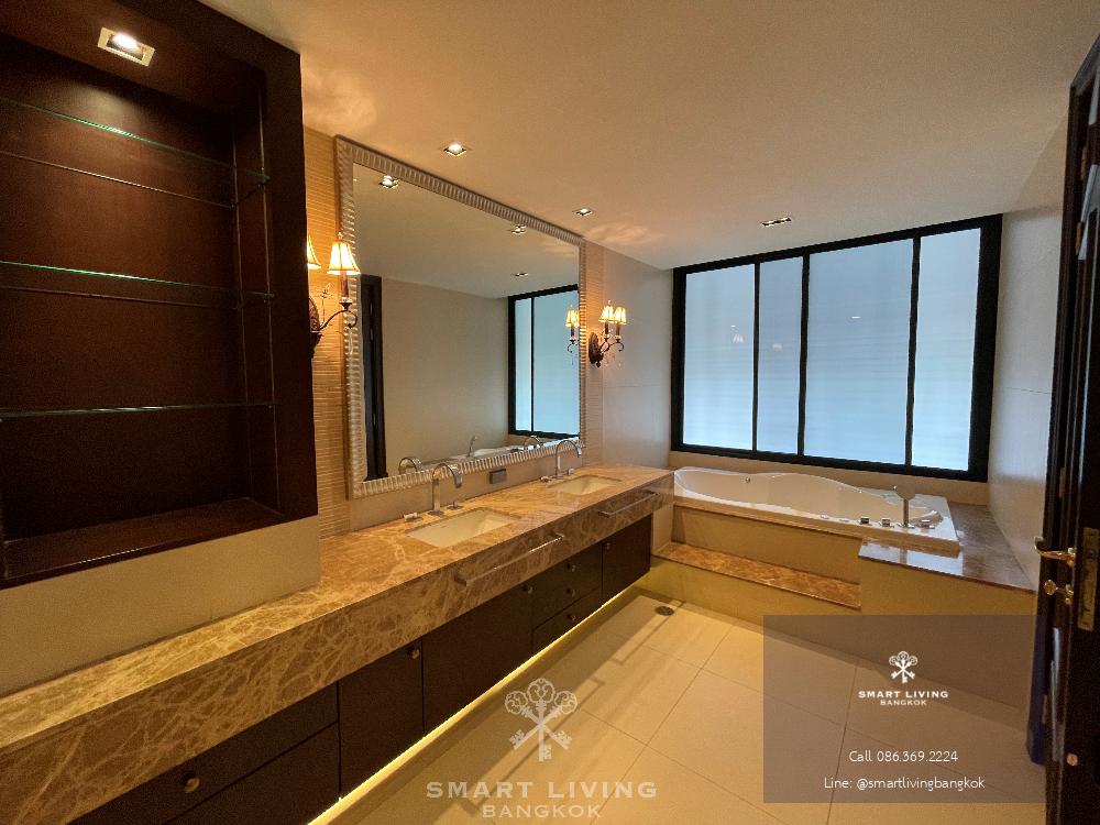 Luxury 4+1bed pet friendly, modern design with huge space, near BTS Phrom Phong.