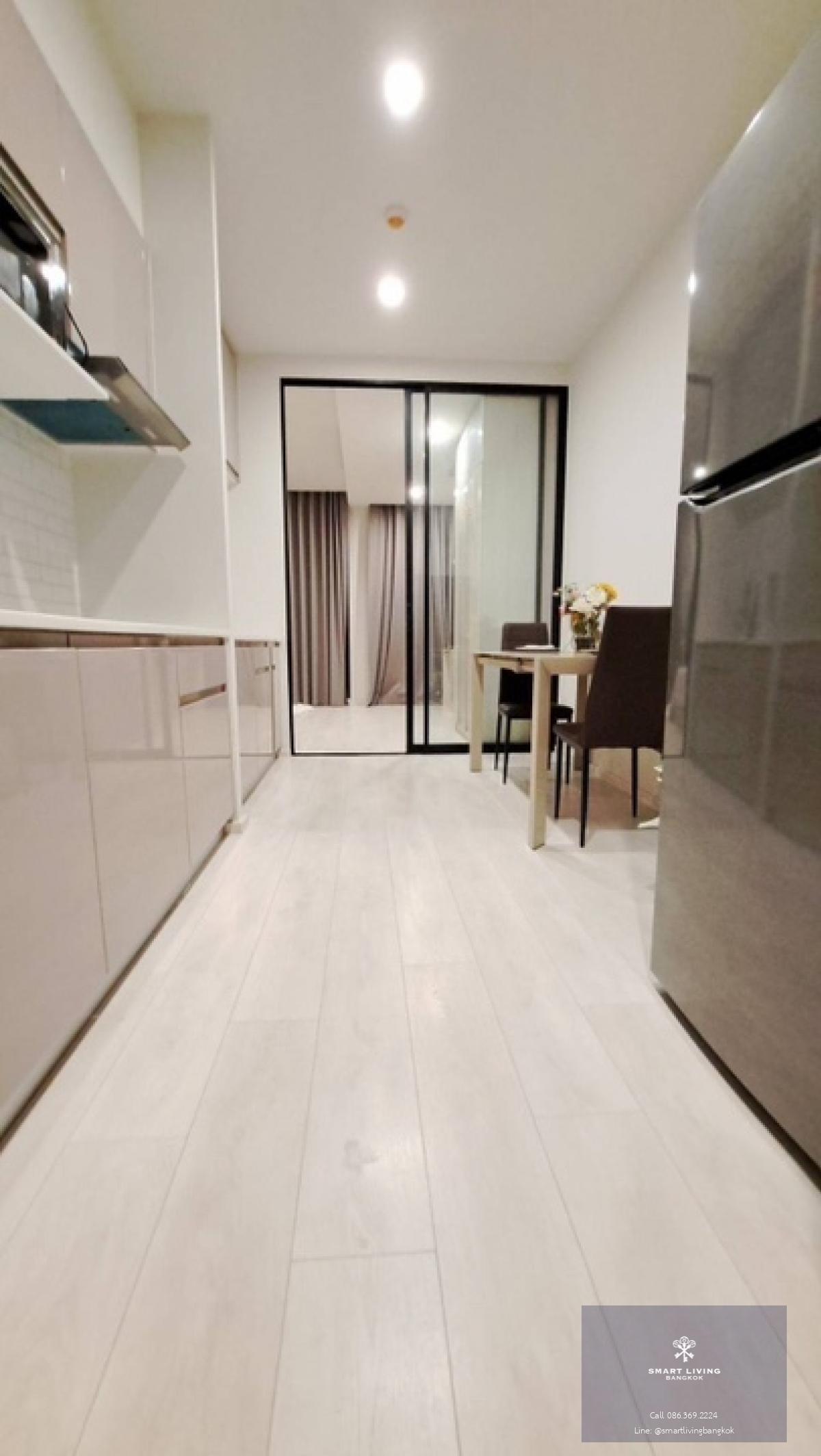 ✨ 👍Sell with tenant til June 26
Condo with special entrance direct to BTS Ploenchit,near Central Embassy, Central Chidlom