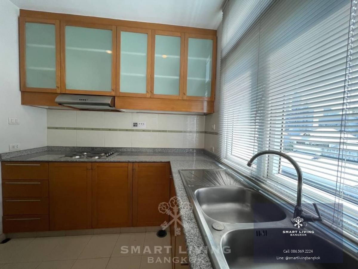 Available Feb 25
Looking for 3 bedrooms duplex at Thonglor ?