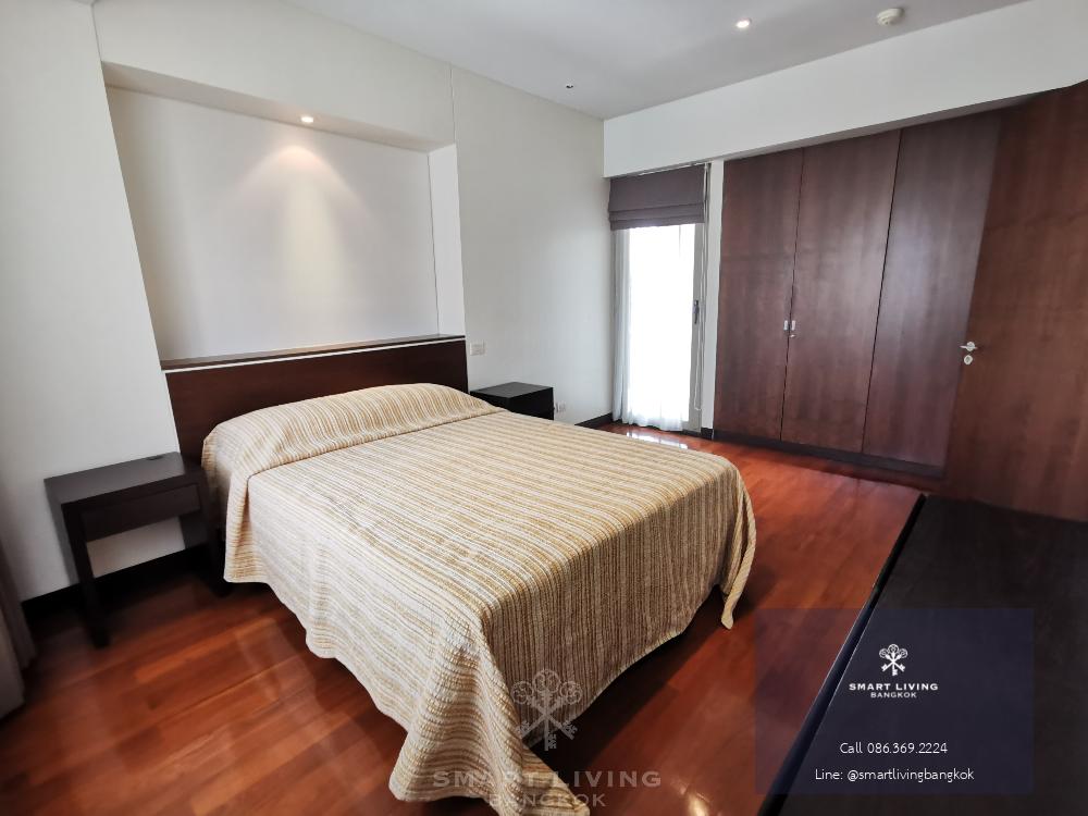 Huge space 3 bed, close to Lumphini park, only @80K!