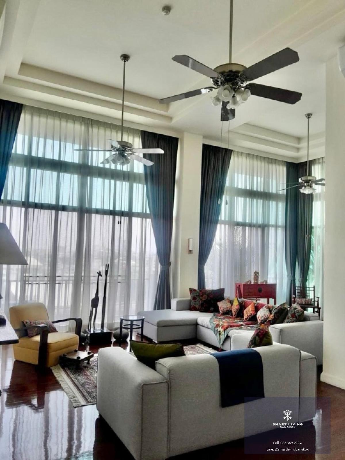 📢👇Petfriendly PENTHOUSE for rent in Sathorn , 4 beds, fully furnished, big balcony, located in business area Sathorn, Silom, many restaurants and shopping centers, supermarkets#petfriendly