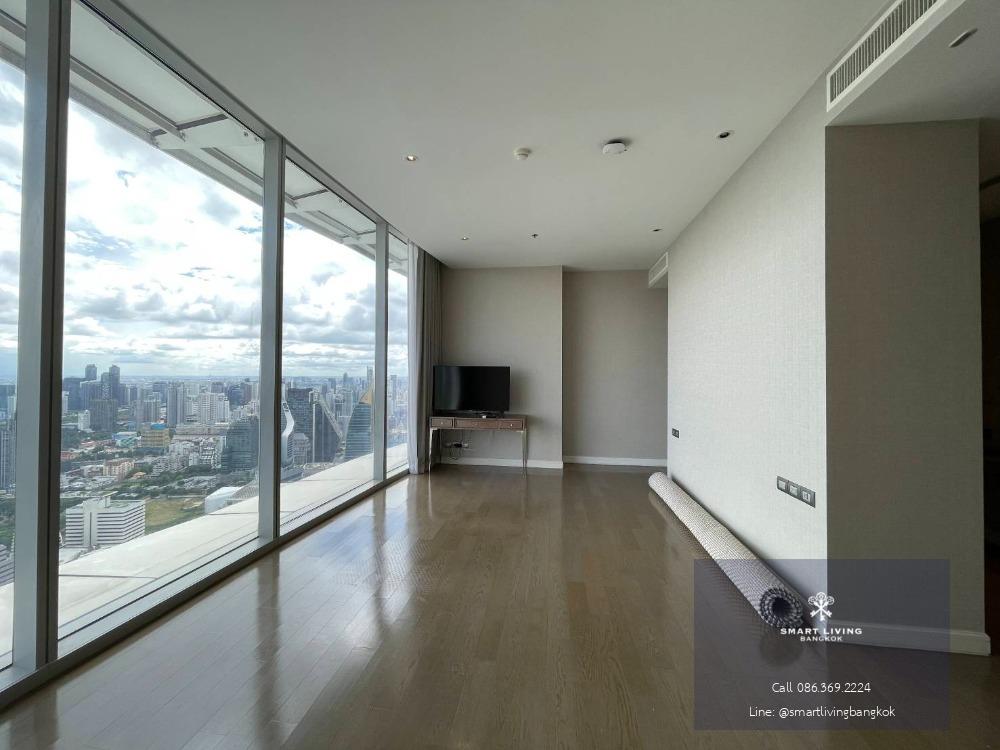 For rent the best Penthouse in city Magnolia Ratchadamri 3 beds duplex with luxury furniture     and superb panorama view.