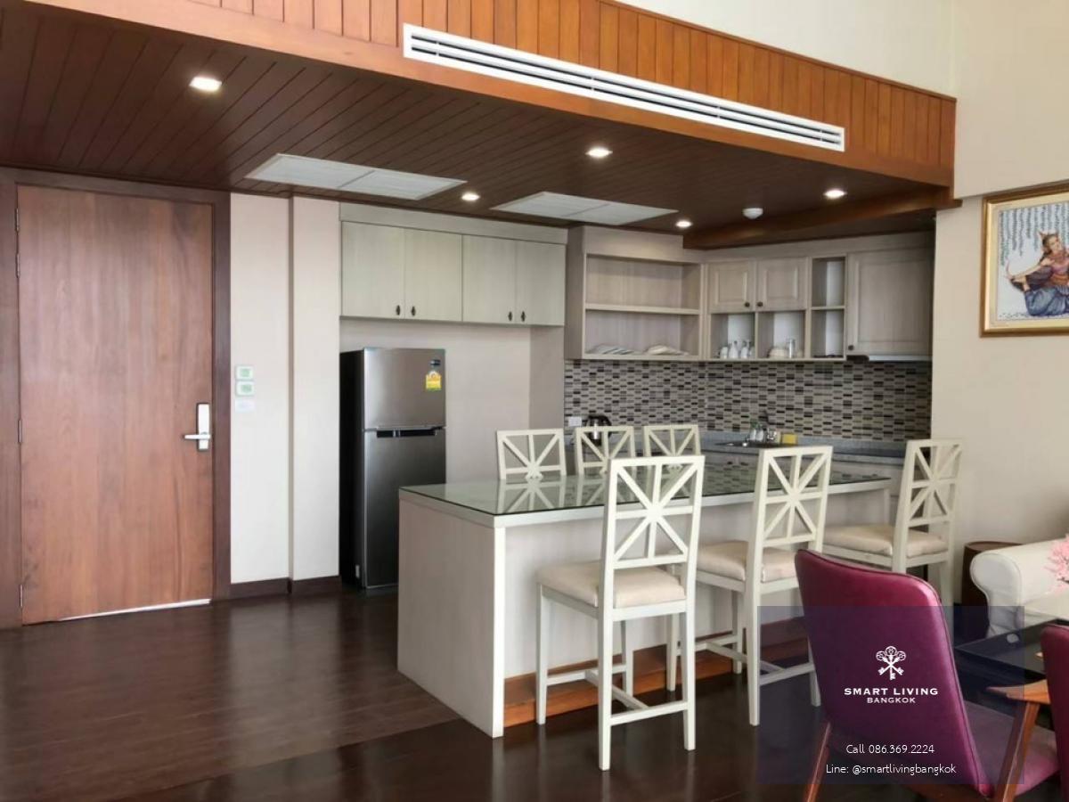 📢👇Relax among the mountains with beautiful weather year-round, just a short distance from Bangkok. This 3-bedroom duplex offers open, expansive views