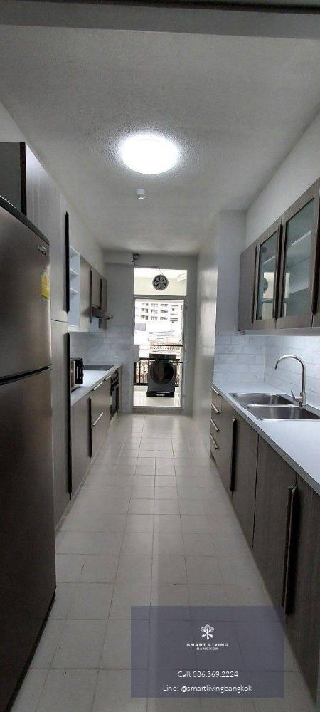 For Rent! 3 bedrooms 250 sq.m. , walk 5 mins to BTS Chitlom