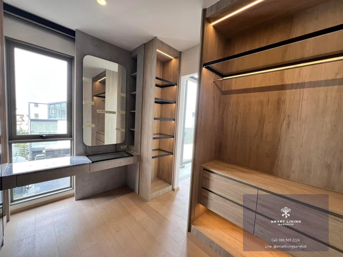 📢👇 Brand new house for rent in Sukhumvit 100+ sqm of balcony and garden space, near BTS On Nut, many international schools such as Wells International School, Bangkok Prep Primary School, St.Andrews International School