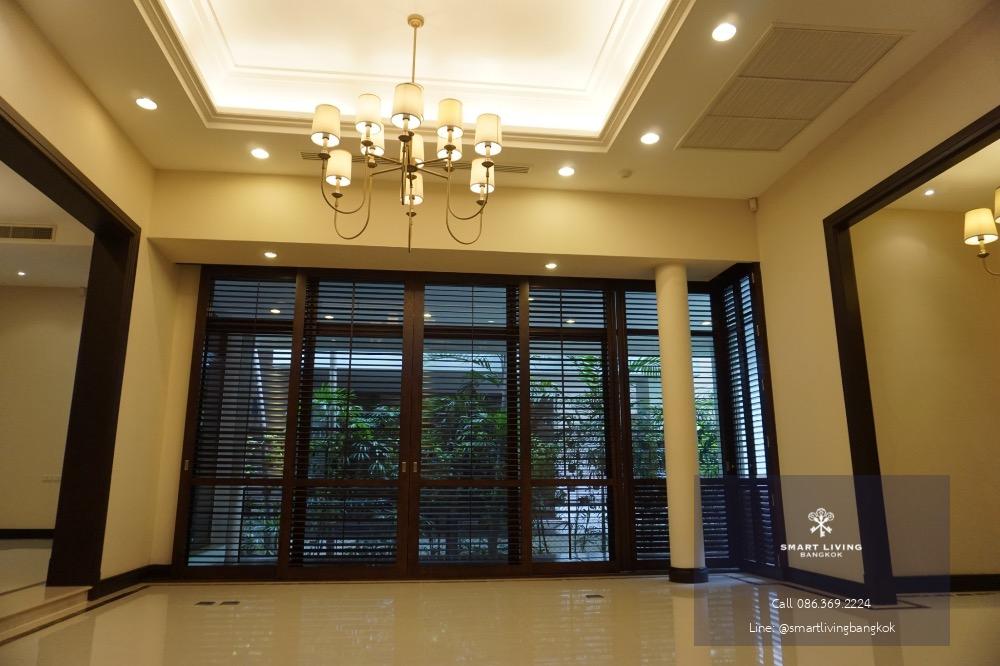 House for rent ,4 bedrooms, Huge space ,Near BTS Asoke