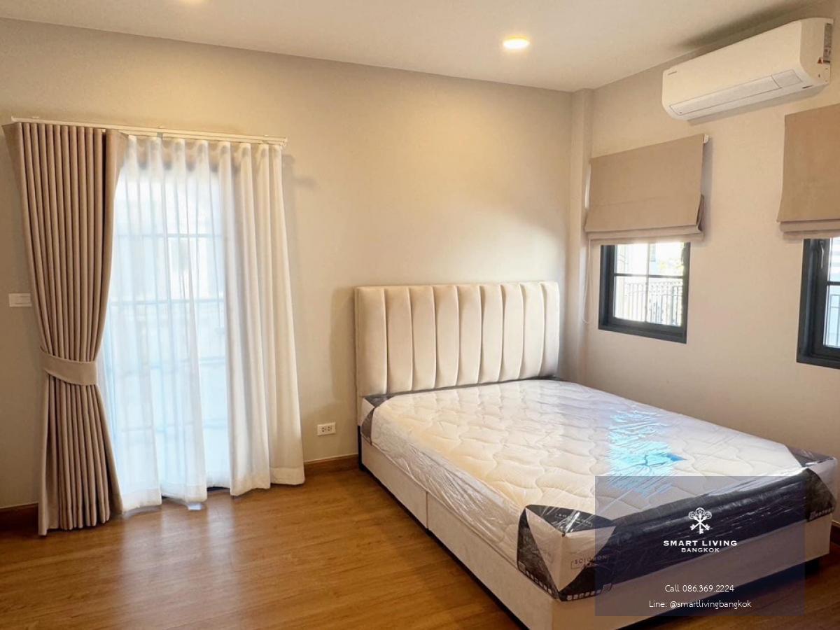 📢👇 Brand new single house for rent in good compound with good security. Located only 5 minutes from Mega-Bangna (The project is located along the Southern Outer Ring Expressway), fully furnished