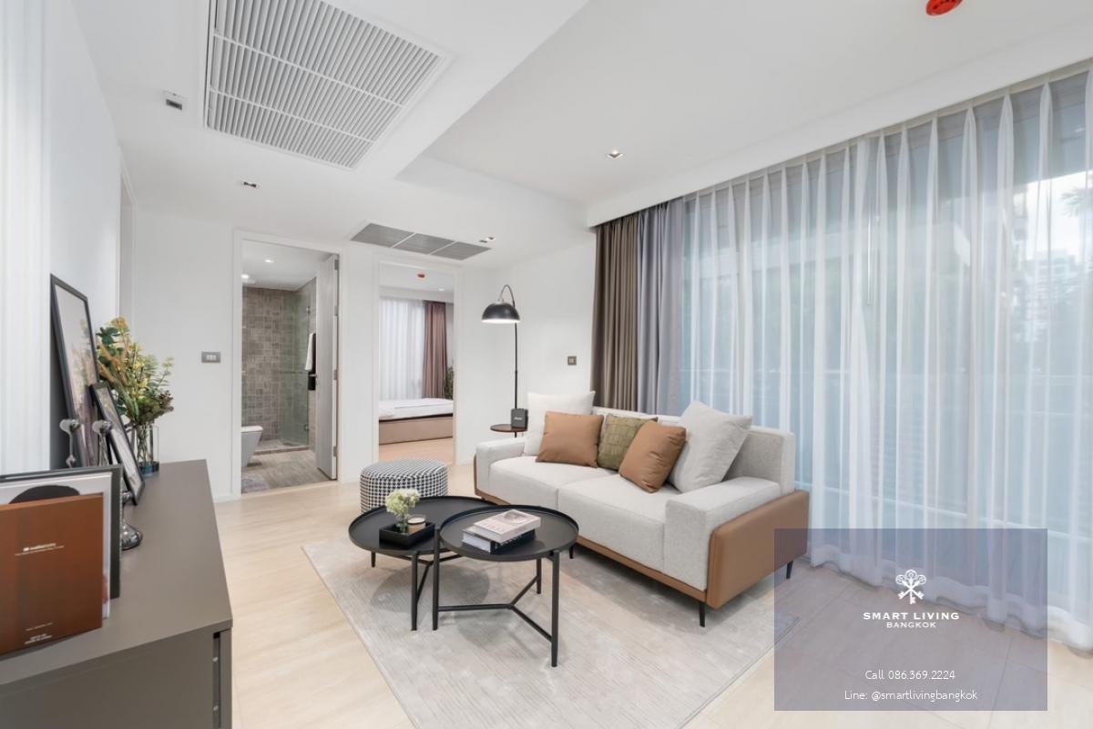 📢👇Rare item brand new combine unit, 3 beds at Craft Ploenchit ,one of brand new low rise condo, quiet and peaceful, only 200 meters to BTS Ploenchit,easily access to express way , fully fitted
(Pictures as reference)