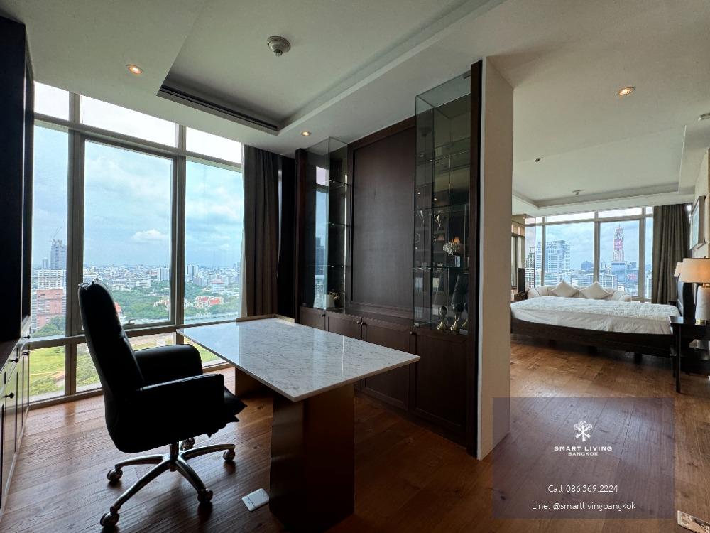 🔥The Best price Penthouse 185 Rajadamri for sale 38X,000 / sq.m with luxury furniture📢  Exclusive unit with 2 superb views of Sport club and Lumpini park. Ready to visit and move in call 086-369-2224.