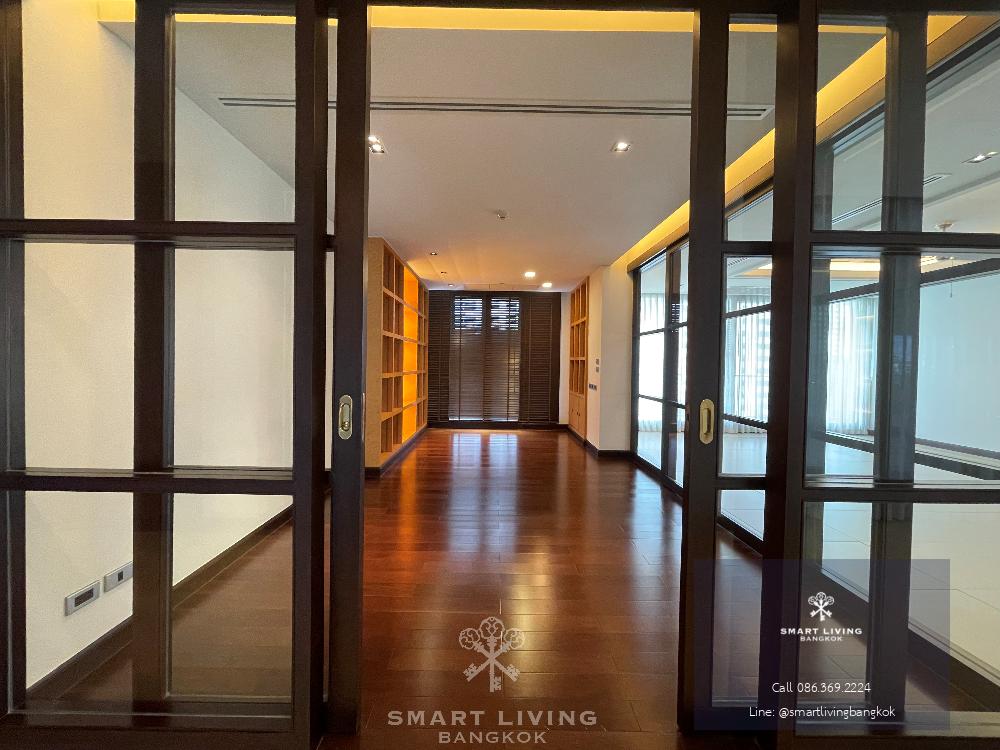 Luxury 4+1bed pet friendly, modern design with huge space, near BTS Phrom Phong.