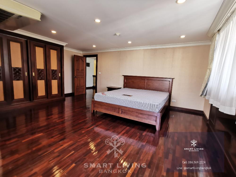 Duplex Penthouse 4bed, 5 min. walk to BTS Ploenchit, only @80K!