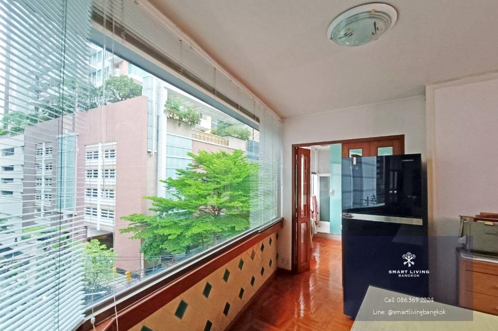 📢👇For sale rare item on Soi Sukhumvit 24 Penthouse duplex 4 beds with huge space of 400 sqm, petfriendly Emporium, Benjasiri park walk to BTS Phromphong.