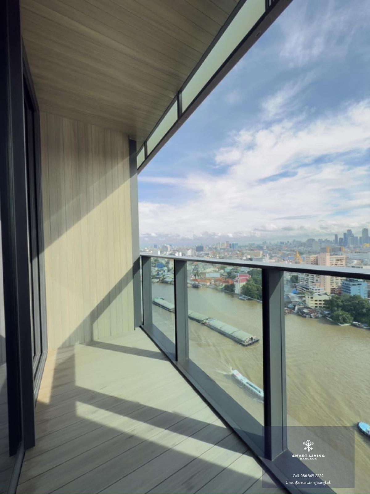 📢👇 Banyan Tree Residences Riverside Bangkok is one of luxury place near Icon Siam, long big balcony.