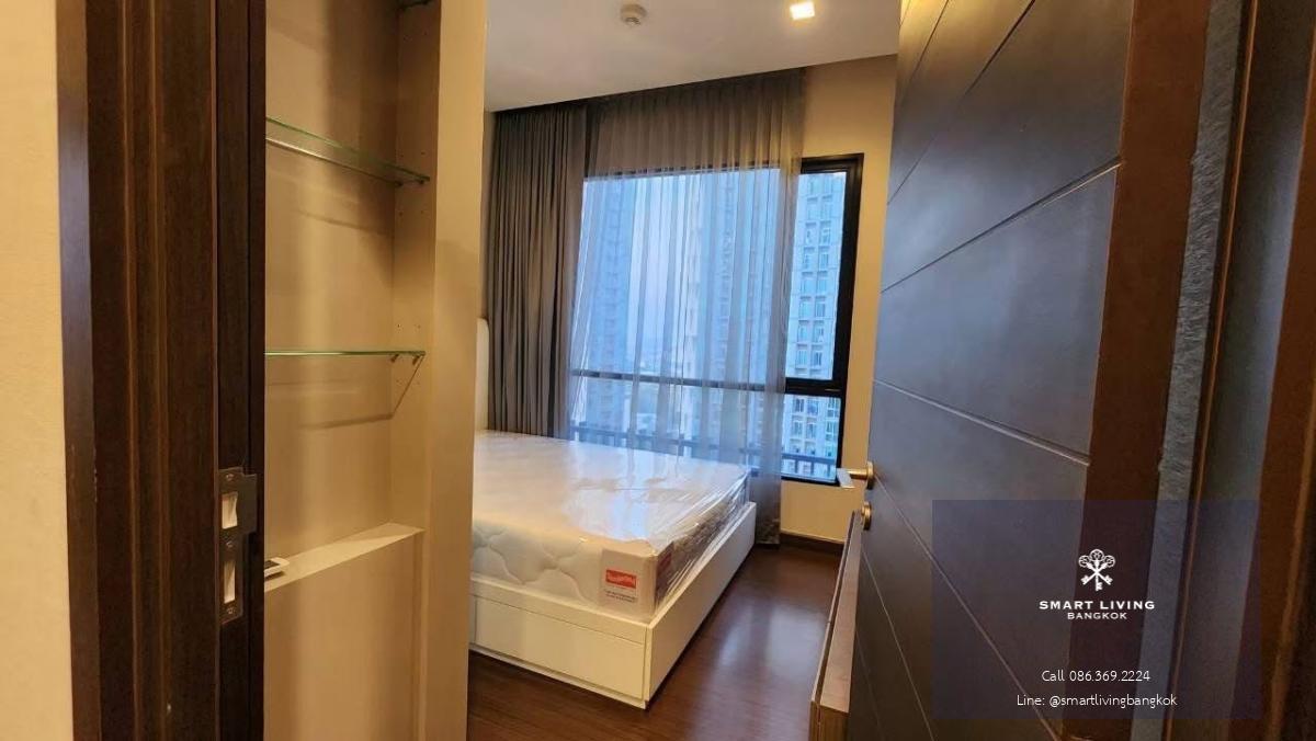 📢👇 Sell with tenant contract til January 2026 Corner unit at Ivy Ampio for rent / sale , near The Street, Central Rama 9, fully furnished, ready to move in