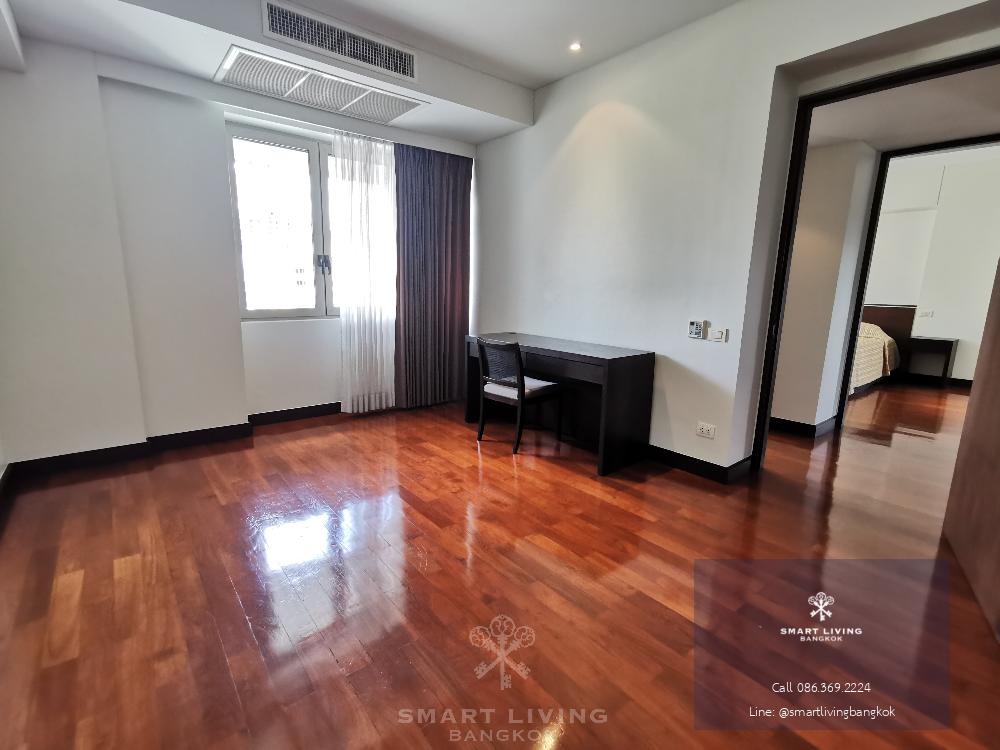 Huge space 3 bed, close to Lumphini park, only @80K!