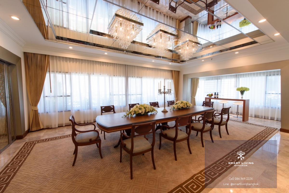 For rent: A luxurious duplex 4-bedroom penthouse suite in the heart of downtown Bangkok. It offers a panoramic view of Bangkok’s breathtaking skyline and Benjakiti Lake, with a large garden on the terrace.