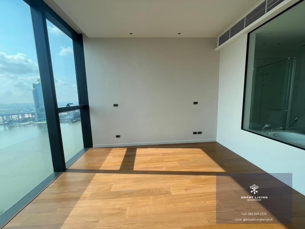 📢👇 Live with your pet at one of luxury place by the river spacious river view, long big balcony, quiet and peaceful place near Sathorn, Shrewsbury international school, partly furnished