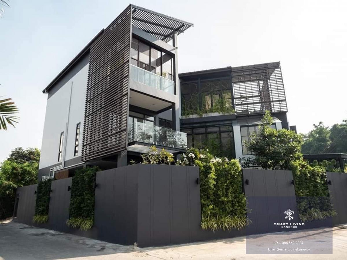 📢👇 For sale with tenant 3-Storey Single House with Salt System Swimming Pool at Sukhumvit 71