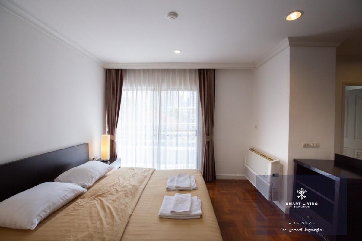 📢👇Newly renovated big size unit, petfriendly no size limit  , big balcony, Located at Sukhumvit 31, near Em district