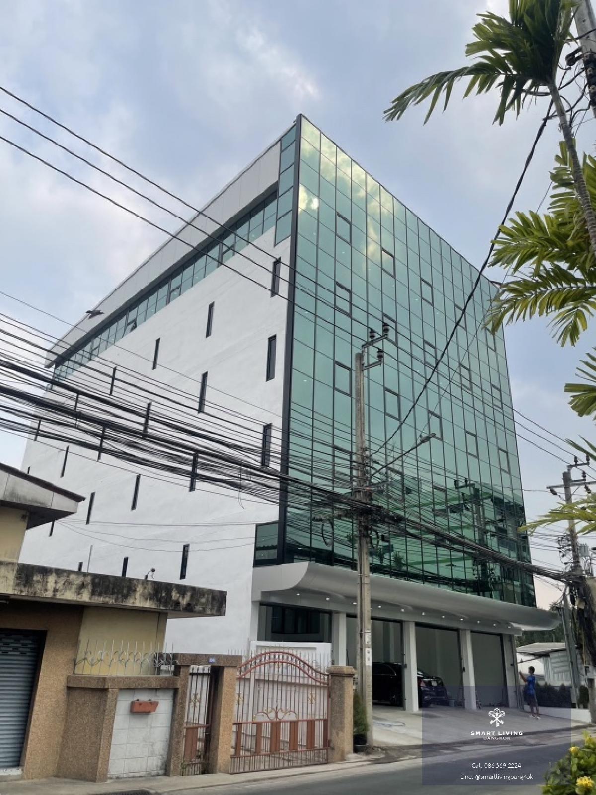 📢👇Sell with tenant til May 2027. Just renovated 6 storey office building located on the main road