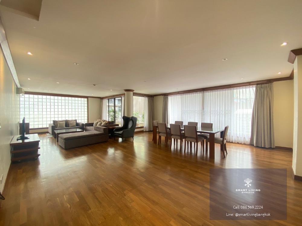 For rent! Huge residence 4 bedroom with maid room in mid of Sukhumvit near BTS Asok and Terminal 21